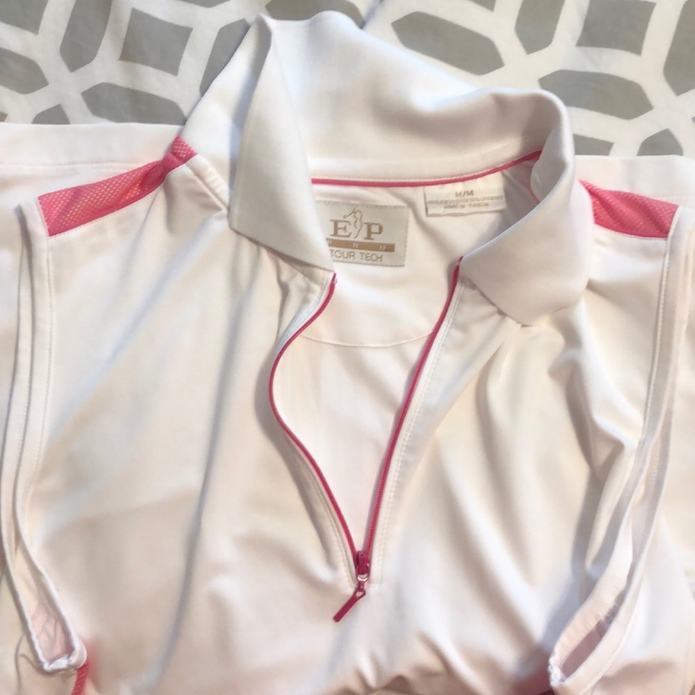 women’s golf shirt